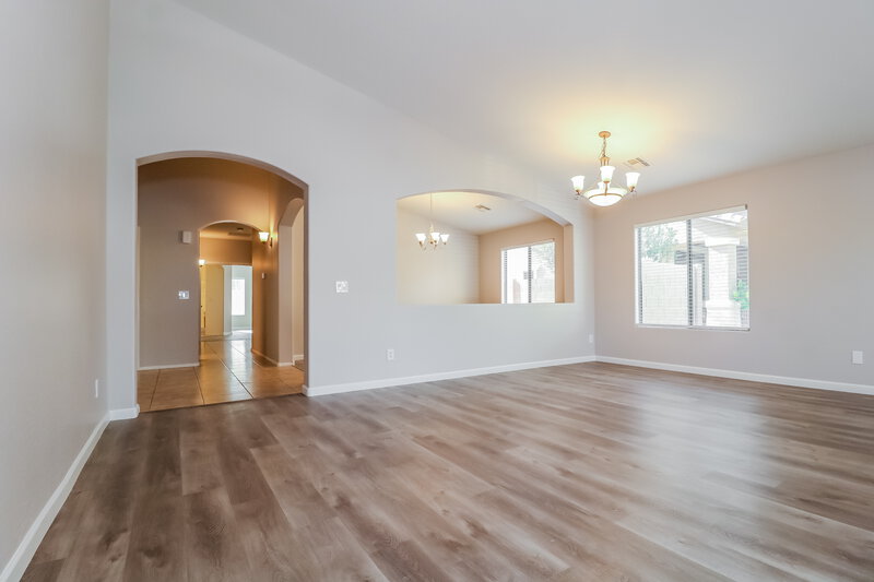 2,010/Mo, 13625 W Lisbon Ln Surprise, AZ 85379 Living Room View 2