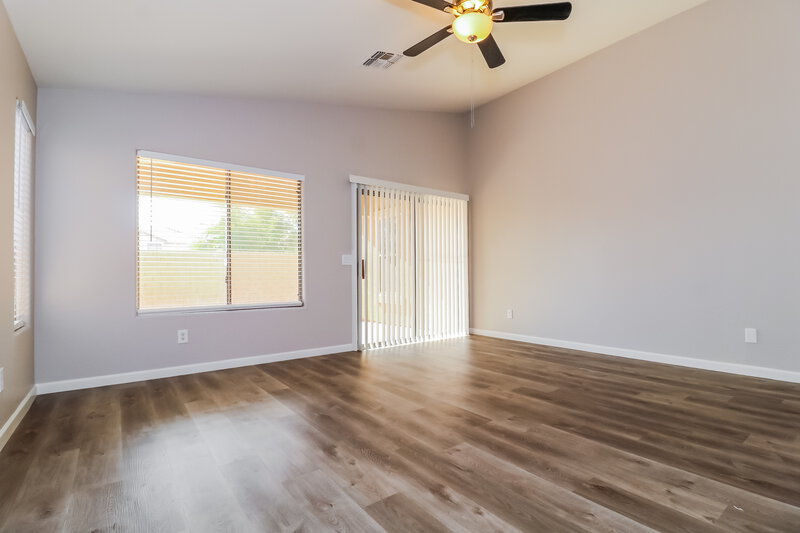 2,010/Mo, 13625 W Lisbon Ln Surprise, AZ 85379 Dining Room View