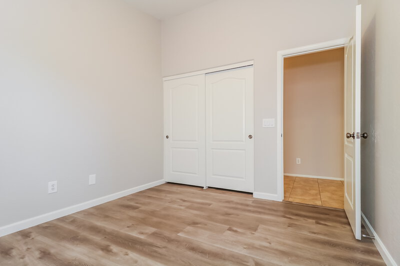 2,010/Mo, 13625 W Lisbon Ln Surprise, AZ 85379 Main Bedroom View