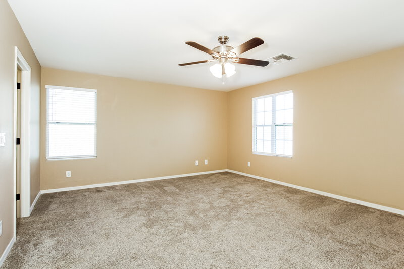 3920 E Leslie Dr Gilbert, AZ 85296 Progress Residential