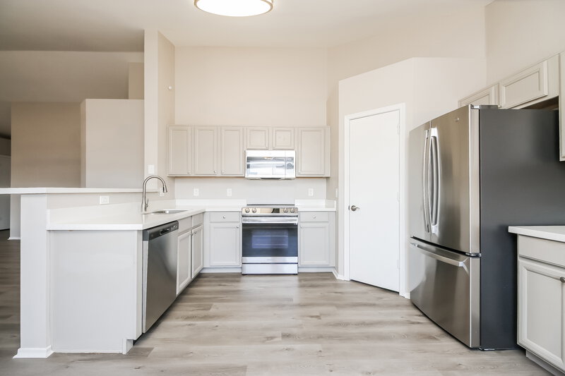 2,315/Mo, 8125 E Ellis St Mesa, AZ 85207 Kitchen View
