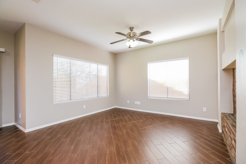 2,295/Mo, 48 W Melody Ave Gilbert, AZ 85233 Bedroom View 3