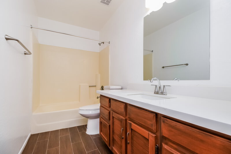 2,295/Mo, 48 W Melody Ave Gilbert, AZ 85233 Bathroom View