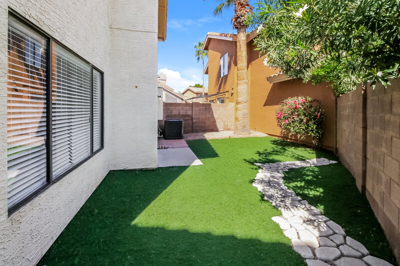 2,295/Mo, 48 W Melody Ave Gilbert, AZ 85233 Rear View