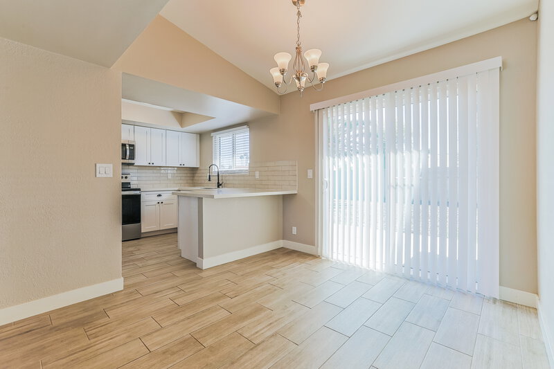 2,285/Mo, 1415 N Ironwood St Gilbert, AZ 85234 Dining Room View 2