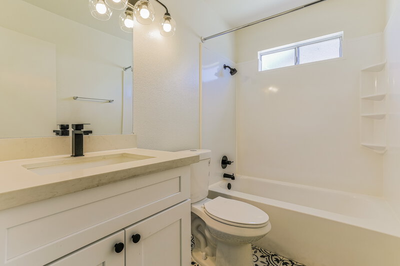 2,285/Mo, 1415 N Ironwood St Gilbert, AZ 85234 Bathroom View