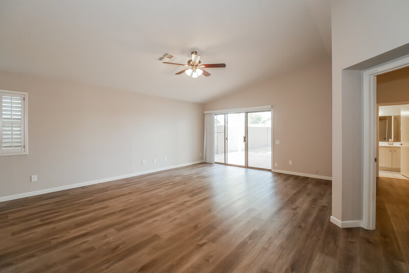 2,375/Mo, 3424 E Wahalla Ln Phoenix, AZ 85050 Living Room View