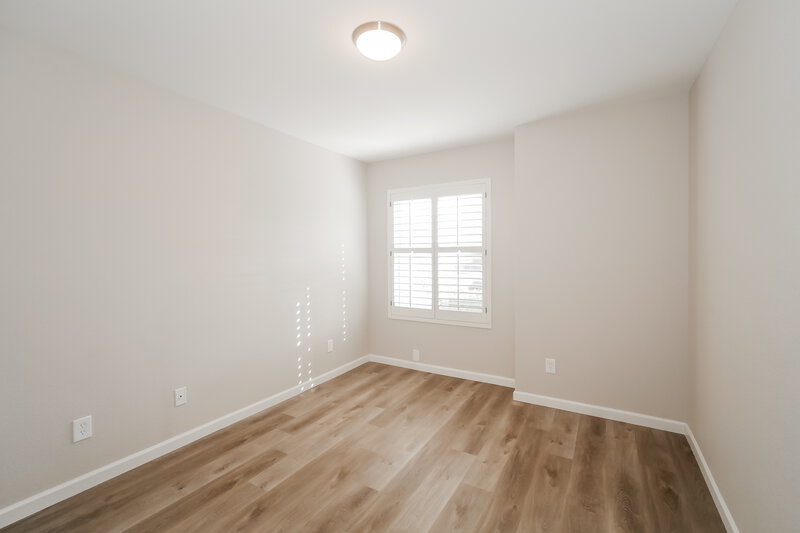 2,375/Mo, 3424 E Wahalla Ln Phoenix, AZ 85050 Bedroom View