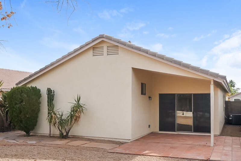 2,375/Mo, 3424 E Wahalla Ln Phoenix, AZ 85050 Rear View