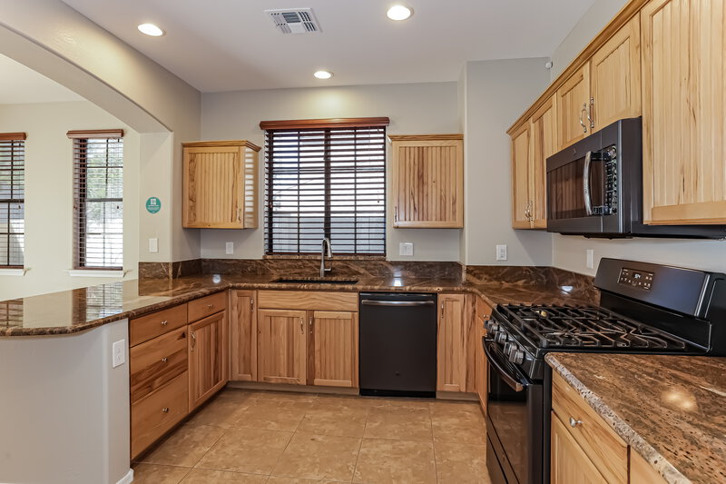 2,555/Mo, 2327 W Jake Hvn Phoenix, AZ 85085 Kitchen View 2
