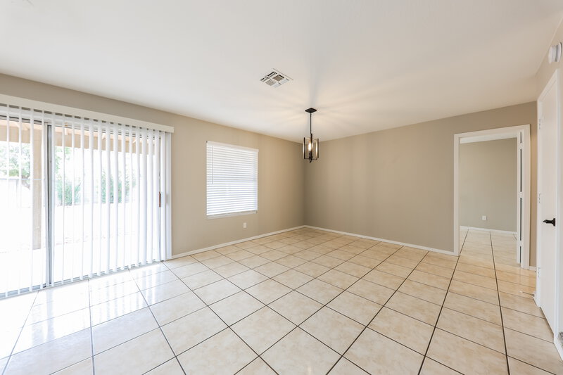 2,650/Mo, 1102 W Behrend Dr Phoenix, AZ 85027 Dining Room View