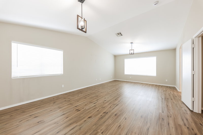 2,650/Mo, 1102 W Behrend Dr Phoenix, AZ 85027 Main Bedroom View