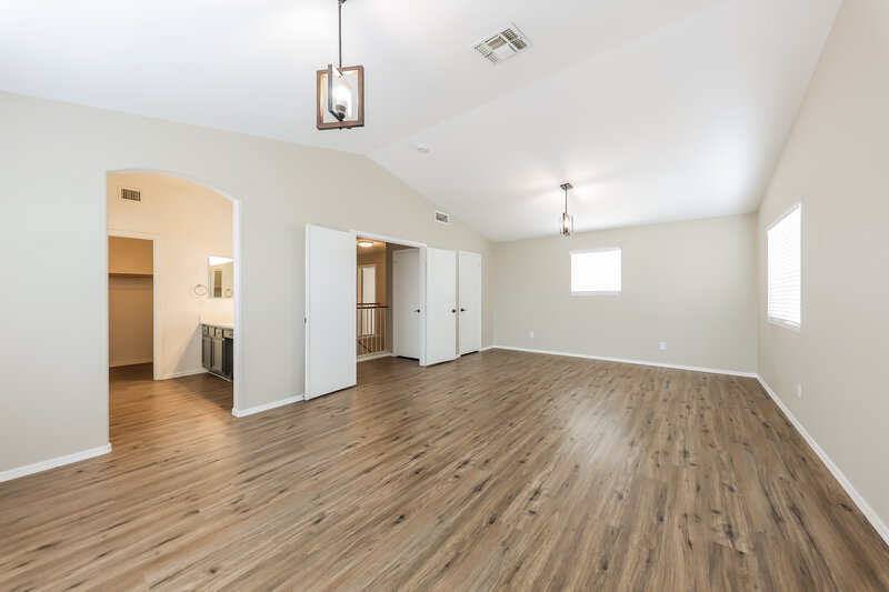 2,650/Mo, 1102 W Behrend Dr Phoenix, AZ 85027 Main Bedroom View 2