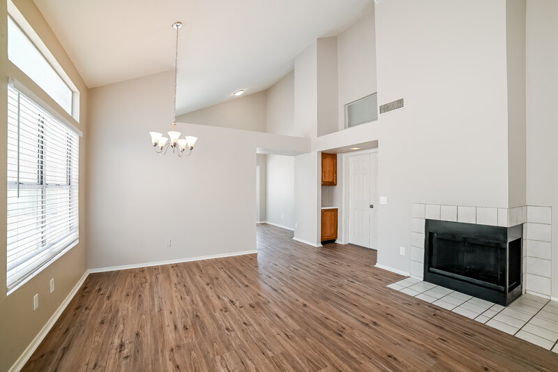 2,315/Mo, 1337 N Jamaica Way Gilbert, AZ 85234 Dining Room View