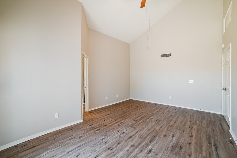 2,315/Mo, 1337 N Jamaica Way Gilbert, AZ 85234 Main Bedroom View