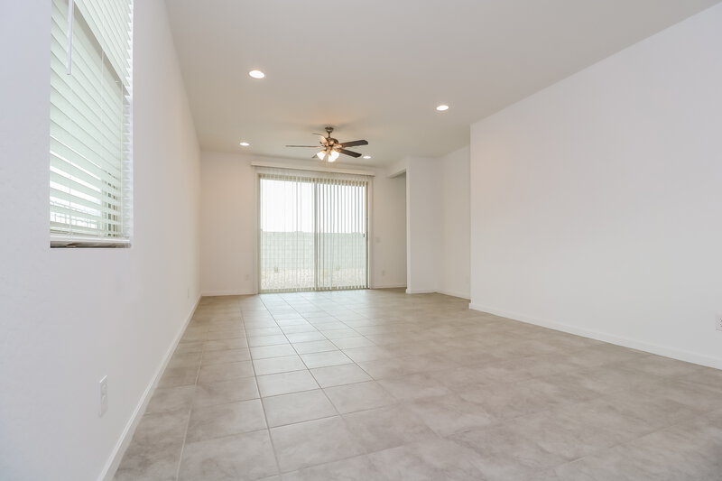 2,215/Mo, 4904 S 107th Ln Tolleson, AZ 85353 Living Room View