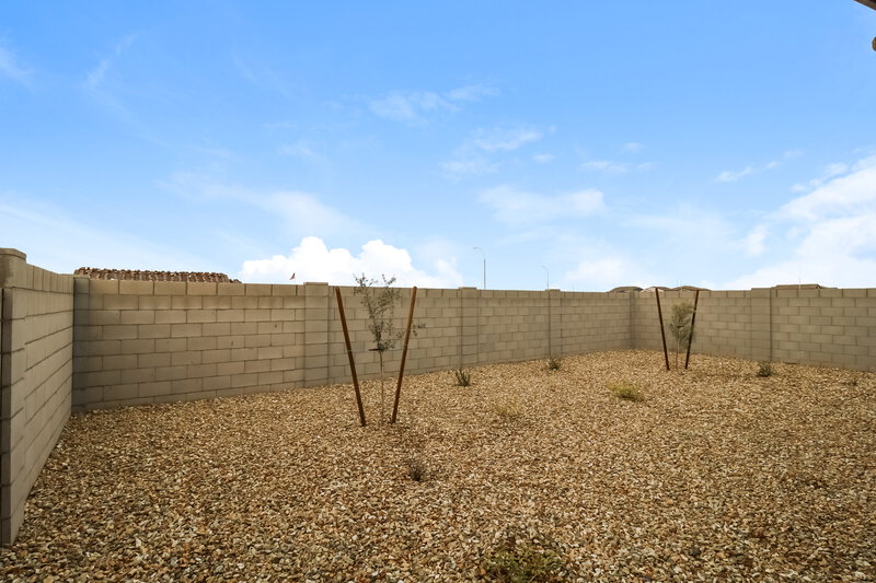 2,215/Mo, 4904 S 107th Ln Tolleson, AZ 85353 Rear View 2