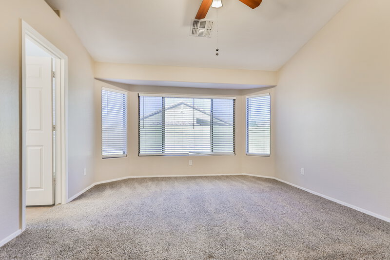 3,150/Mo, 3792 S Joshua Tree Ln Gilbert, AZ 85297 Main Bedroom View