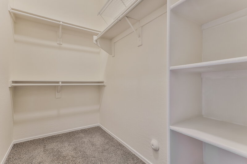 3,150/Mo, 3792 S Joshua Tree Ln Gilbert, AZ 85297 Walk In Closet View
