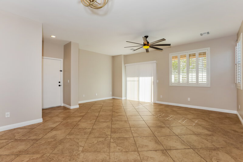 2,415/Mo, 3729 E Flamingo Way Gilbert, AZ 85297 Living Room View