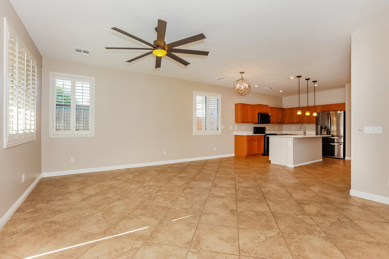 2,415/Mo, 3729 E Flamingo Way Gilbert, AZ 85297 Living Room View 2