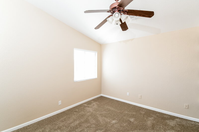 2,065/Mo, 810 E Rossi Ct San Tan Valley, AZ 85140 Bedroom View 3