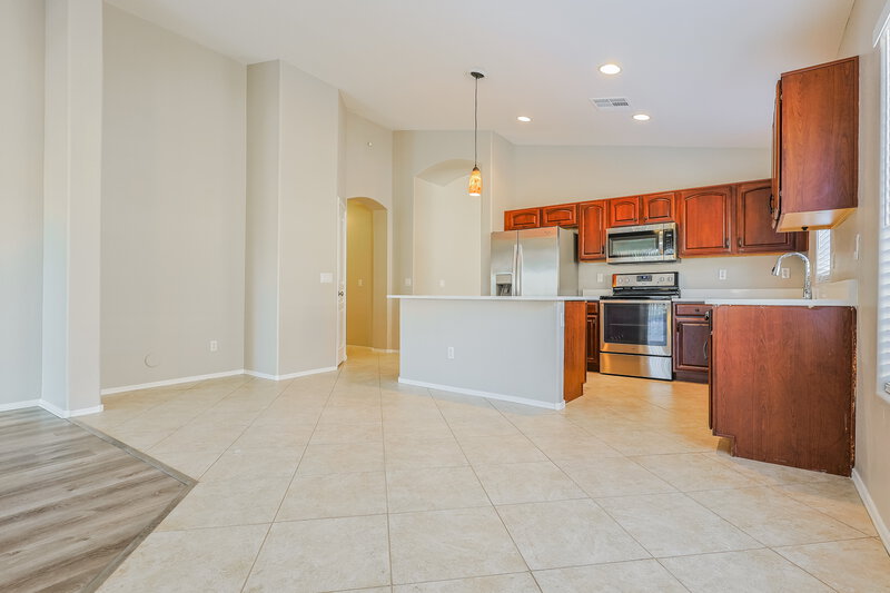2,270/Mo, 23125 S 215th St Queen Creek, AZ 85142 Floorplan View 2