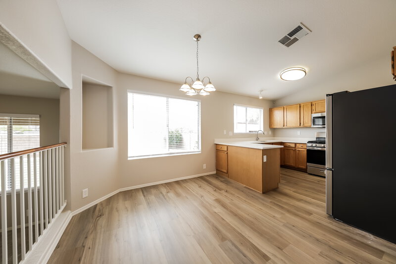 2,555/Mo, 4231 W Whispering Wind Dr Glendale, AZ 85310 Dining Room View