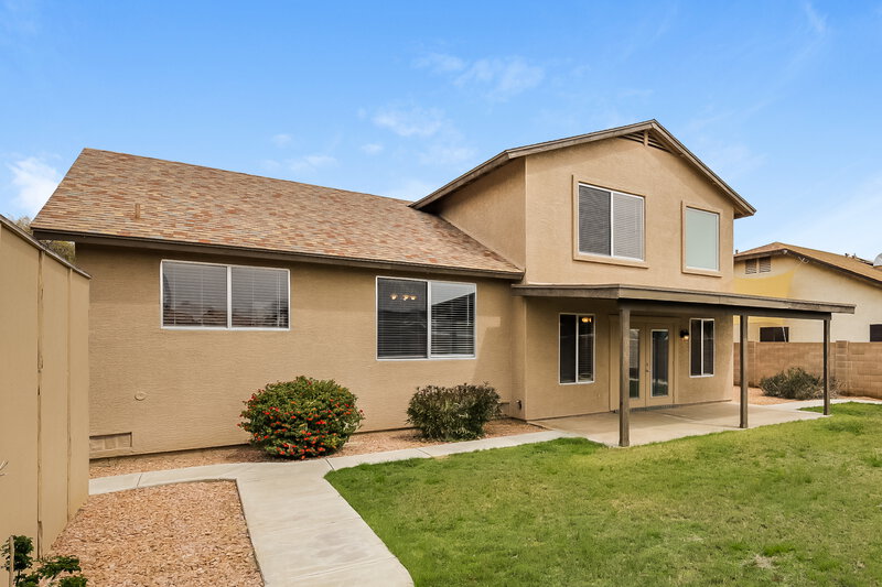 2,555/Mo, 4231 W Whispering Wind Dr Glendale, AZ 85310 Rear View 2