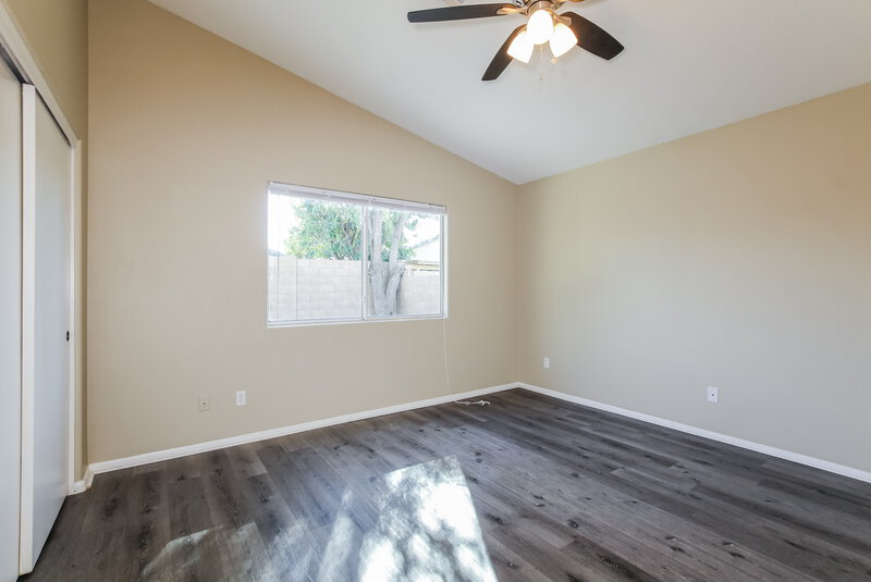 2,340/Mo, 3015 W Zachary Dr Phoenix, AZ 85027 Master Bedroom View
