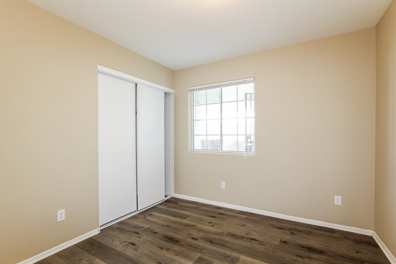2,340/Mo, 3015 W Zachary Dr Phoenix, AZ 85027 Bedroom View