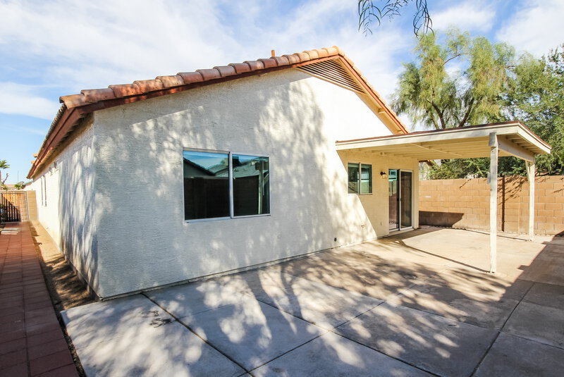 2,340/Mo, 3015 W Zachary Dr Phoenix, AZ 85027 Rear View