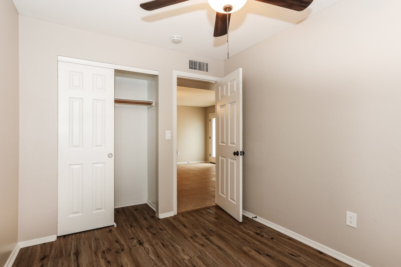 1,995/Mo, 3755 E Broadway Rd Unit 39 Mesa, AZ 85206 Bedroom View 2