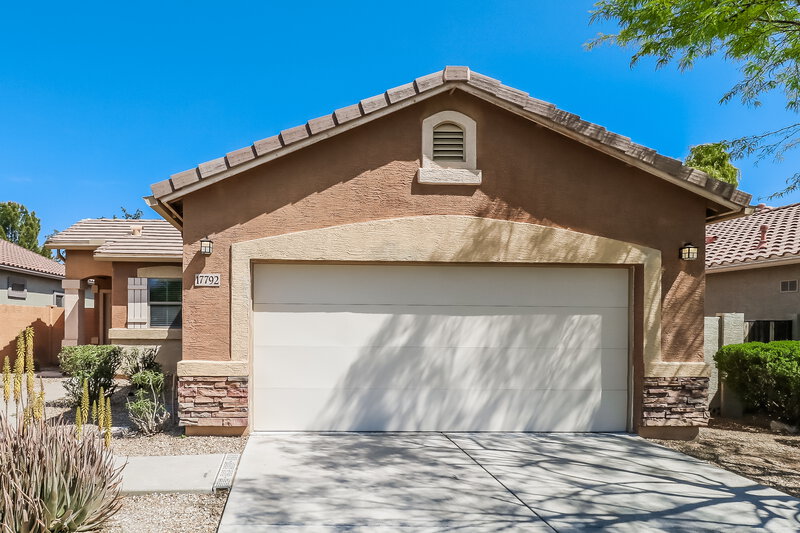 1,805/Mo, 17792 W Paradise Ln Surprise, AZ 85388 External View