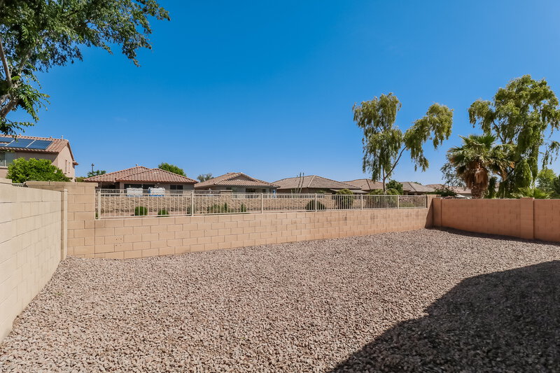 1,805/Mo, 17792 W Paradise Ln Surprise, AZ 85388 Backyard View