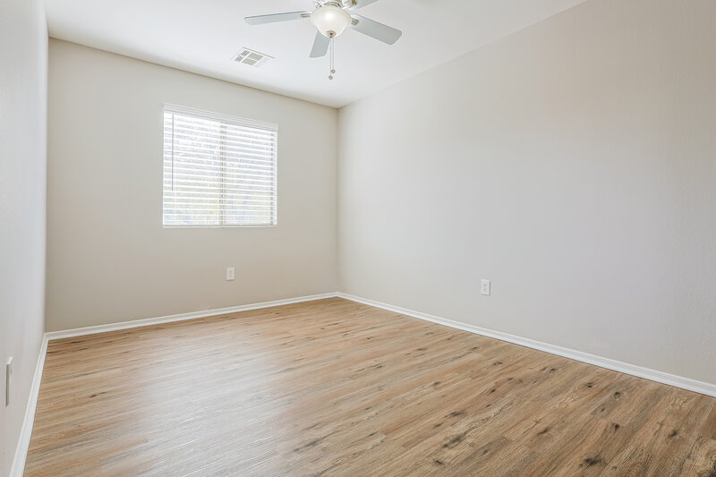 2,110/Mo, 1480 S Boulder St Unit D Gilbert, AZ 85296 Bedroom View 2