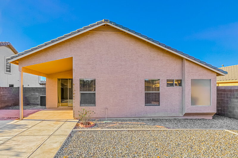 2,040/Mo, 1744 E Erie St Gilbert, AZ 85295 Rear View