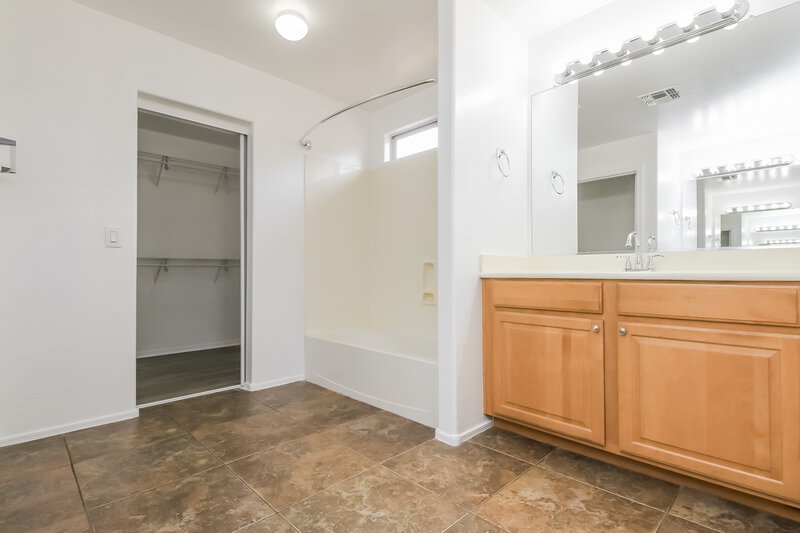 2,185/Mo, 10117 E Isabella Ave Mesa, AZ 85209 Misc View 11