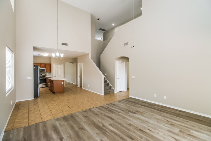 2,855/Mo, 3369 W Yellow Peak Dr Queen Creek, AZ 85142 Dining Room View 2