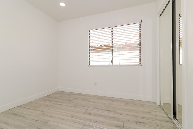 2,125/Mo, 15960 W Smokey Dr Surprise, AZ 85374 Bedroom View 2