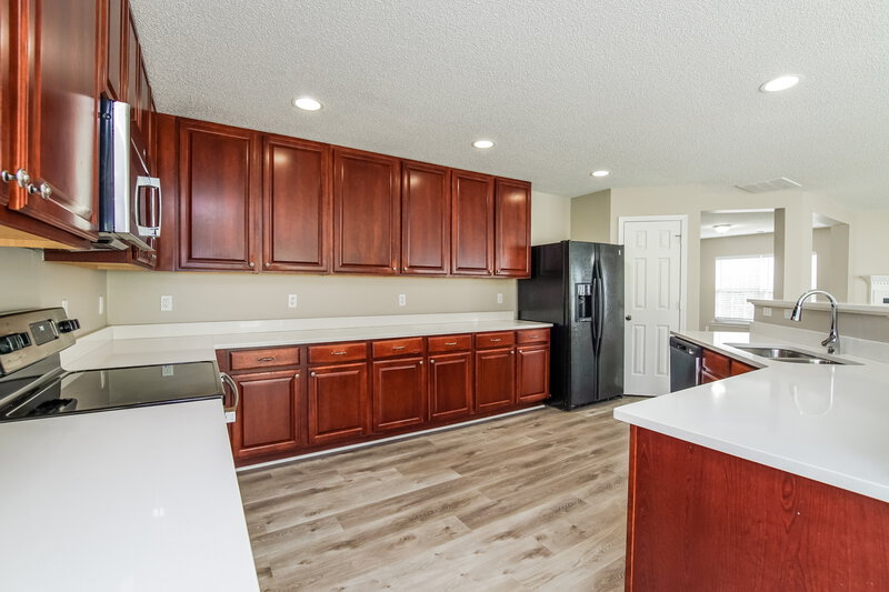 2,390/Mo, 6122 Ricker Rd Raleigh, NC 27610 Kitchen View 2
