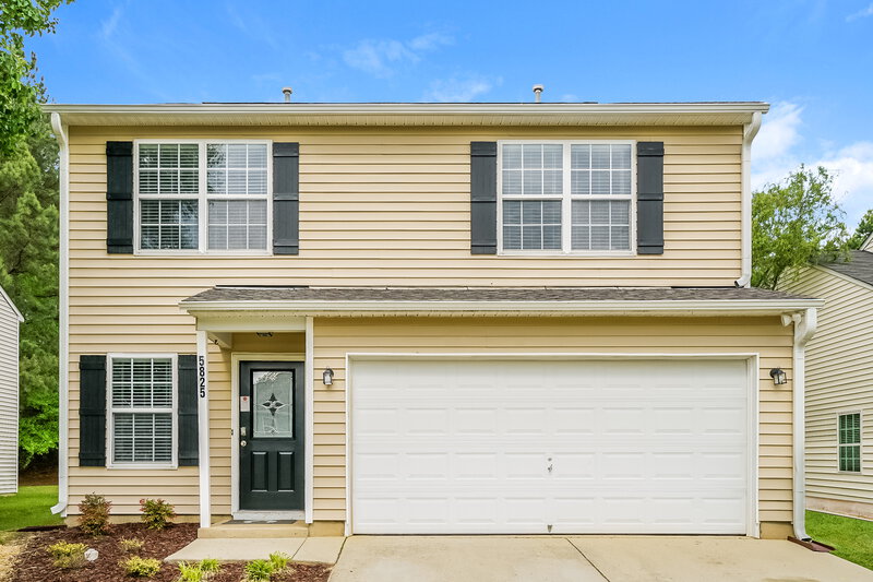 1,990/Mo, 5825 Bryanstone Pl Raleigh, NC 27610 External View
