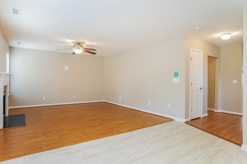 1,990/Mo, 5825 Bryanstone Pl Raleigh, NC 27610 Living Room View 3