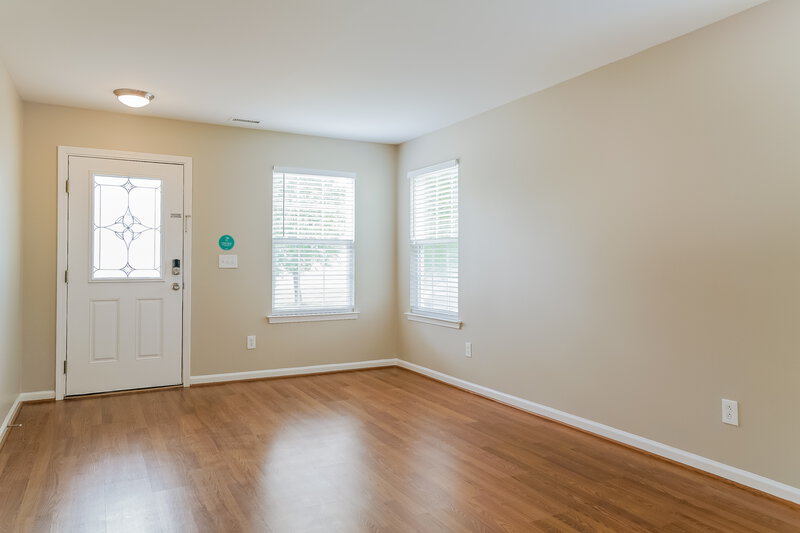 1,990/Mo, 5825 Bryanstone Pl Raleigh, NC 27610 Dining Room View