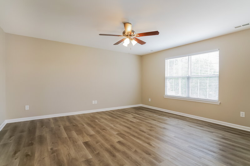 1,990/Mo, 5825 Bryanstone Pl Raleigh, NC 27610 Main Bedroom View