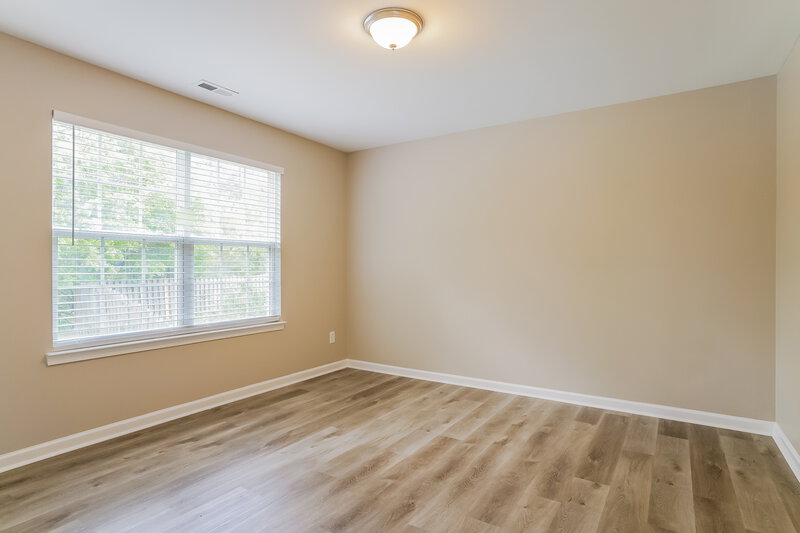 1,990/Mo, 5825 Bryanstone Pl Raleigh, NC 27610 Bedroom View 3