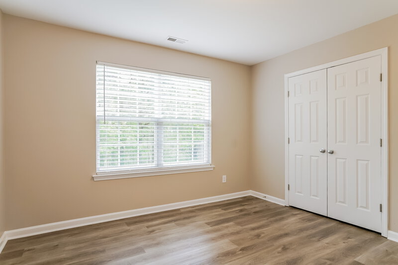 1,990/Mo, 5825 Bryanstone Pl Raleigh, NC 27610 Bedroom View 4