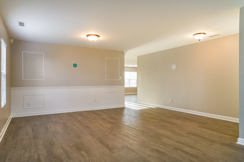 2,375/Mo, 1017 Lockberry Ct Clayton, NC 27520 Dining Room View 2