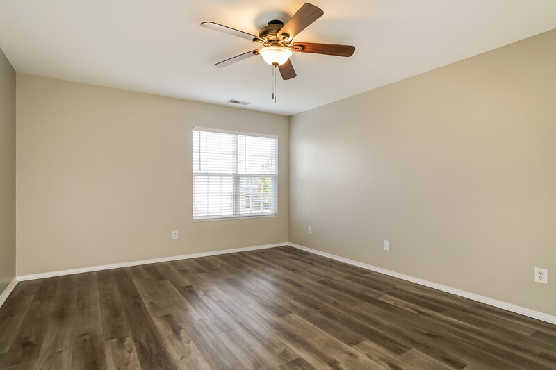 2,375/Mo, 1017 Lockberry Ct Clayton, NC 27520 Bedroom View 3