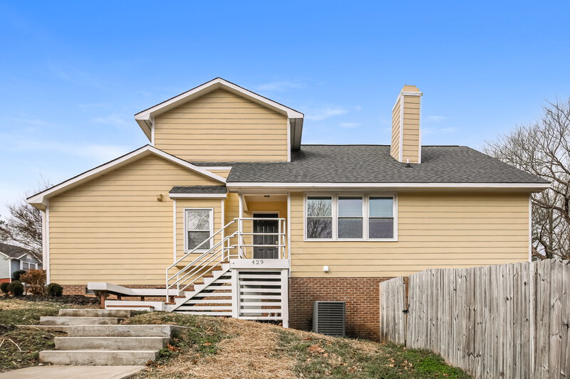 2,055/Mo, 429 Dickens Dr Raleigh, NC 27610 External View